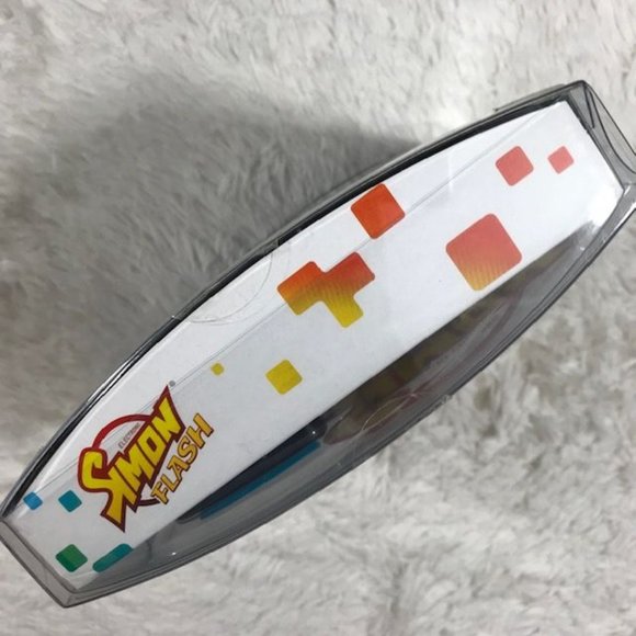 Simon Flash Electronic Game - Picture 15 of 16